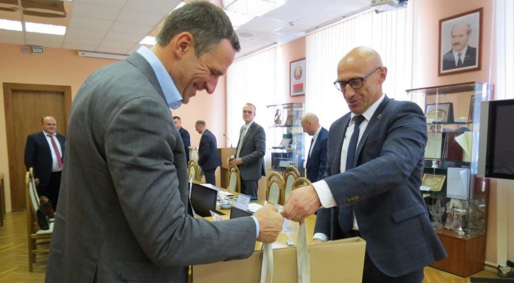 Сайт 1000х550 (28).png